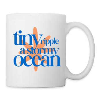 Tiny ripple in a stormy ocean (coral background) - Mug - white - Right