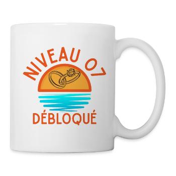Level 07 Unlocked, Cheerful and Bright Design - Mug - white - Right