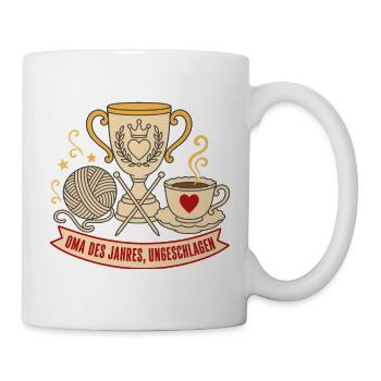 Oma des Jahres Ungeschlagen Pokal Shirt - Tasse - Weiß - Rechts