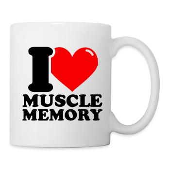 Ich liebe Muskelgedächtnis – Fitness-Gewichtheben - Tasse - Weiß - Rechts