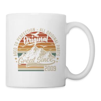 Vintage Born in 2009 | 16th Anniversary Gift 2009 - Mug - white - Right