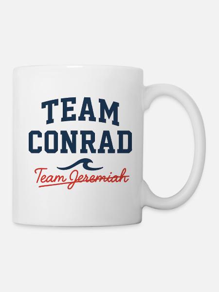 Team Conrad vs Team Jeremiah Shirt | The Summer I - Tasse - Weiß
