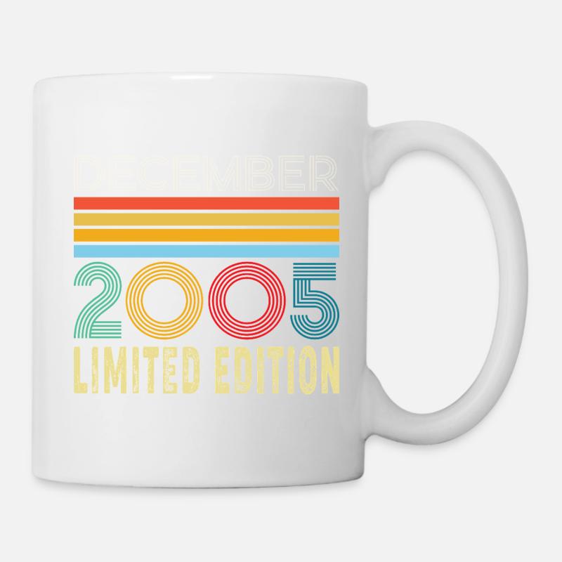 20 Ans 20e Anniversaire Cadeau Né en Décembre 2005 - Mug blanc - blanc