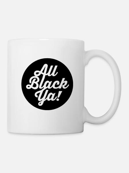 All Black Ya Typo Shirt - Tasse - Weiß
