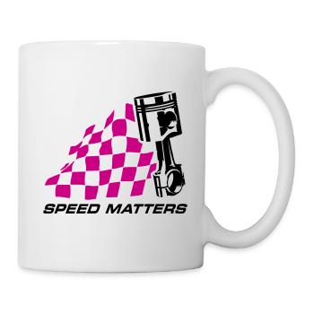 SPEED MATTERS ZIELFLAGGE UND KOLBEN - Tasse - Weiß - Rechts