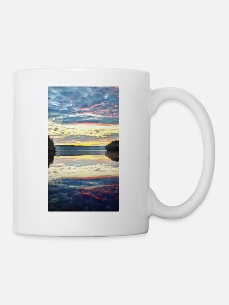 Sunset at the quiet lake - Mug - white