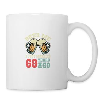 Bier mich Alkoholische Person Gift - Tasse - Weiß - Rechts