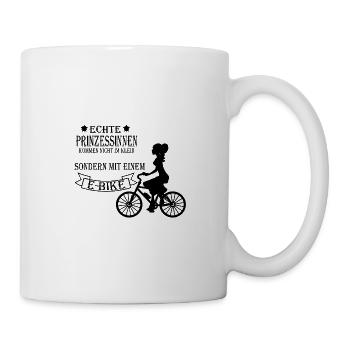 ECHTE PRINZESSINNEN KOMMEN NICHT IM KLEID SONDERN - Tasse - Weiß - Rechts