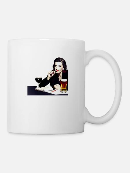 Frau mit Zigarette und Bier - Tasse - Weiß
