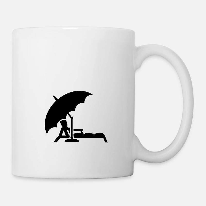 Deck Chair under the Parasol / Lounge Chair (1c) - Mug - white