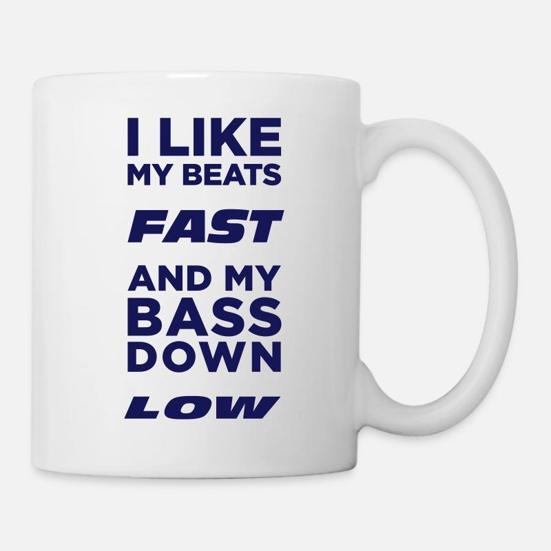 i like my beats fast - Mug - white