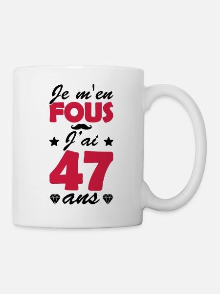 j'ai 47 ans / cadeau anniversaire 47 ans - Mug blanc - blanc