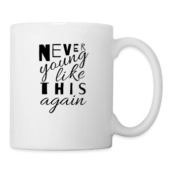Jamais plus jeune comme ça - Mug blanc - blanc - Droite