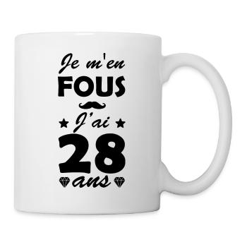 Je m'en fous j'ai 28 ans / anniversaire 28 ans - Mug blanc - blanc - Droite
