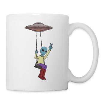Alien se balançant avec un OVNI et un signe de paix - Mug blanc - blanc - Droite