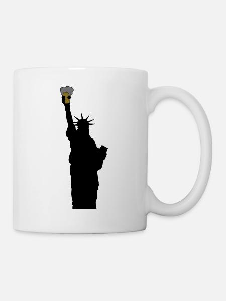 freiheitsstatue mit bierglas - Tasse - Weiß
