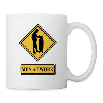 Hommes au travail cadeau idée hommes faisant le ménage à repasser - Mug blanc - blanc - Droite