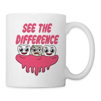 Fantastische & trendige T-Shirt Designs Sehen Sie den Unterschied - Tasse - Weiß - Rechts