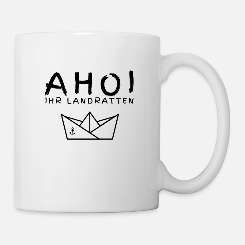 Papierboot mit Spruch: AHOI IHR LANDRATTEN black - Tasse - Weiß