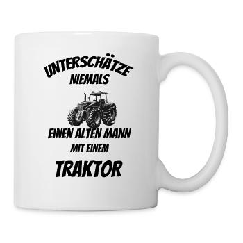 Unterschätze niemals einen alten Mann mit Traktor - Tasse - Weiß - Rechts
