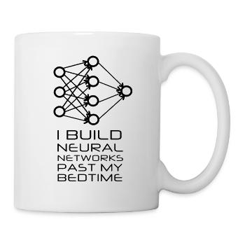 Neuronales Netzwerk - Machine Learning - Tasse - Weiß - Rechts