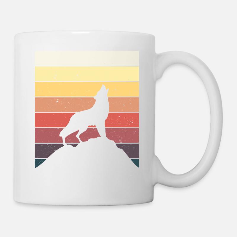 Loup rétro lévrier chien hurlant montagnes idée cadeau - Mug blanc - blanc