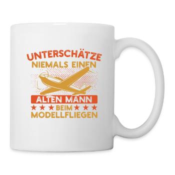 Unterschätze Niemald Einen Alten Mann Modellfliege - Tasse - Weiß - Rechts