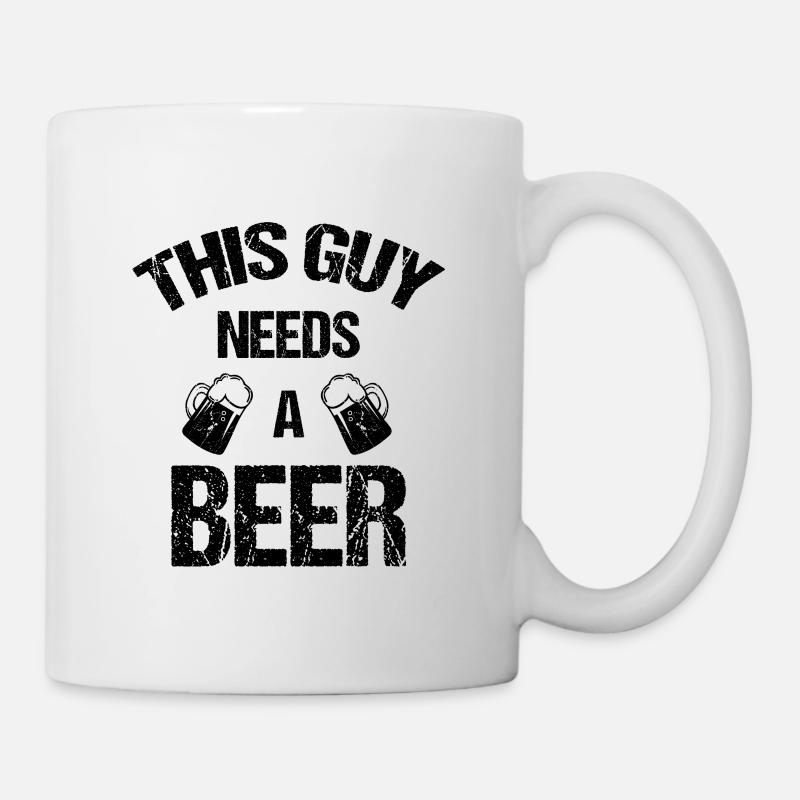 Ce type a besoin d’une bière. - Mug blanc - blanc