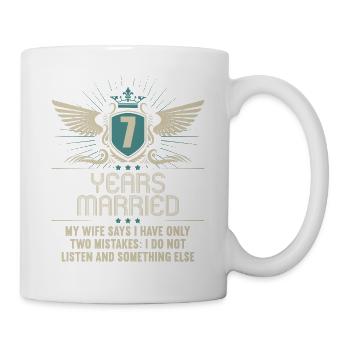 7 Jahre verheiratet nur 2 Fehler 7.Hochzeitstag - Tasse - Weiß - Rechts
