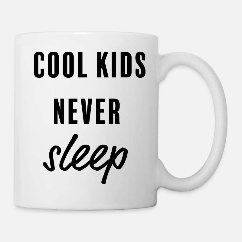 Les enfants cool ne dorment jamais - Mug blanc - blanc