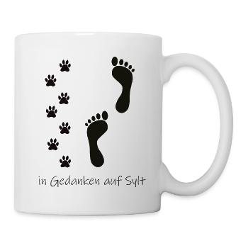 In Gedanken mit Hund auf Sylt - Tasse - Weiß - Rechts