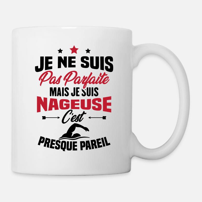 Je ne suis pas parfaite mais je suis nageuse - Mug blanc - blanc