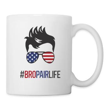 Bropair Amerika Bro-Pair USA Male Au Pair Boys - Tasse - Weiß - Rechts