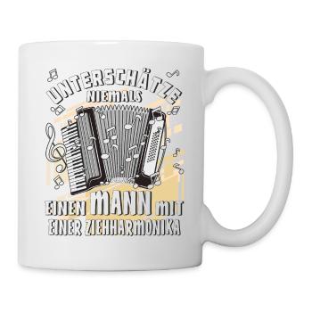 UNTERSCHÄTZE NIEMALS EINEN MANN MIT EINER ZIEH - Tasse - Weiß - Rechts