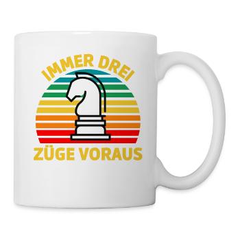 Immer drei Züge voraus Schach T-Shirt. - Tasse - Weiß - Rechts