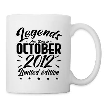 LEGENDS ARE BORN IN OKTOBER 2012 JUBILÄUMSGESCHENK - Tasse - Weiß - Rechts
