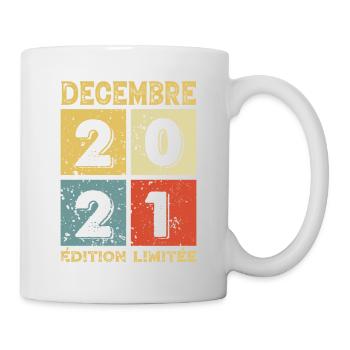 Vintage Geburtstagsgeschenkidee Dezember 2021 - Tasse - Weiß - Rechts