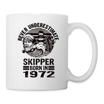 Never Underestimate Skipper né en 1972 - Mug blanc - blanc - Droite