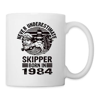 Never Underestimate Skipper né en 1984 - Mug blanc - blanc - Droite