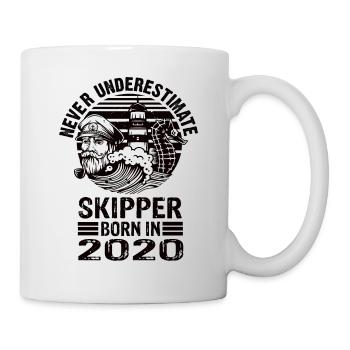 Never Underestimate Skipper né en 2020 - Mug blanc - blanc - Droite