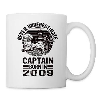 Never Underestimate Captain born in 2009 - Mug - white - Right