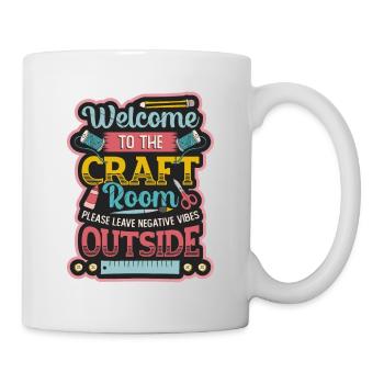 Craft rooms, artists, craftsmen, yarn, crochet. - Mug - white - Right