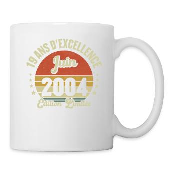Juin 2004 19 Ans Anniversaire Vintage Idée Cadeau - Mug blanc - blanc - Droite