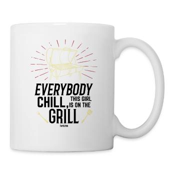 Une femme se tient au grill - Mug blanc - blanc - Droite