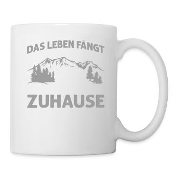 Das Leben Fängt Erst An Wenn Dein Zuhause Rollt - Tasse - Weiß - Rechts
