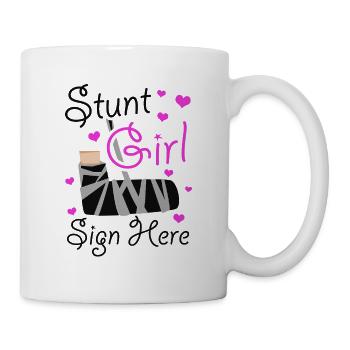 Mädchen-stunt-schild Hier - Tasse - Weiß - Rechts