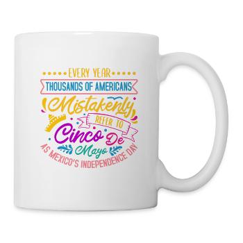 CHAQUE ANNÉE, DES MILLIERS D’AMÉRICAINS FONT DE LA BIÈRE PAR ERREUR - Mug blanc - blanc - Droite