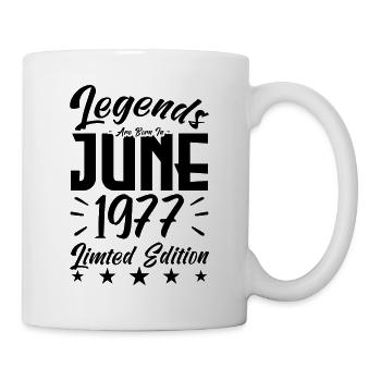 Geboren Juni 1977 Geburtstagsgeschenk 1977. - Tasse - Weiß - Rechts