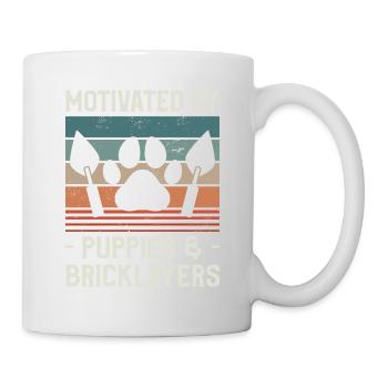 Motivé par les chiots et les maçons maçons - Mug blanc - blanc - Droite