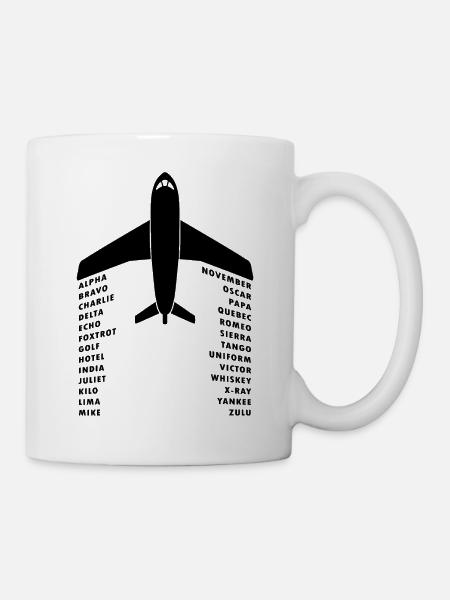 Vollständiges phonetisches Alphabet Shirt Plane Buchstaben w / - Tasse - Weiß